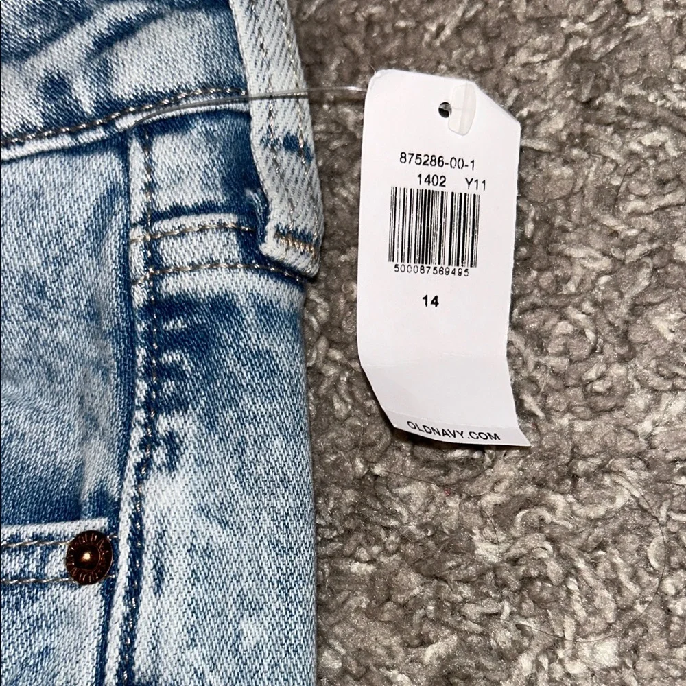 Old Navy Light Blue Ripped Jeans - Picture 3 of 8